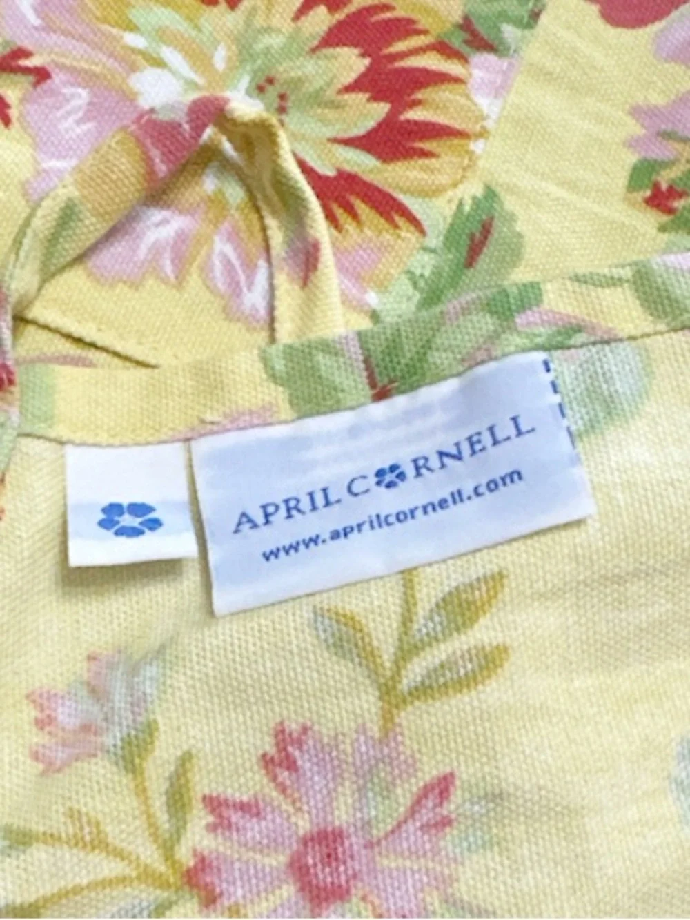 NEW ApriL Cornell EMMALINE FLORAL YELLOW, PINK & GREEN Chef’s Apron